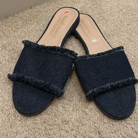 Nicolo Vacari Slides Size 9 1/2 - Picture 2 of 4